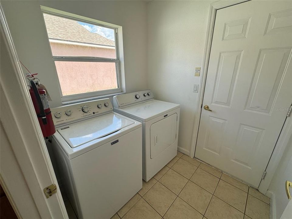 For Rent: $2,500 (4 beds, 3 baths, 1684 Square Feet)