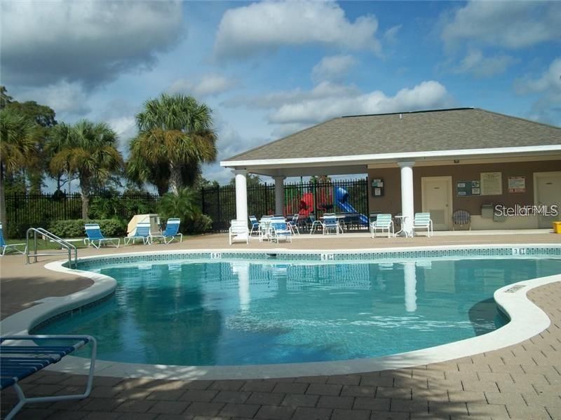 For Rent: $2,500 (4 beds, 3 baths, 1684 Square Feet)