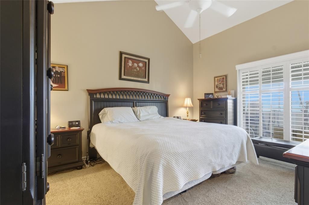 待售: $299,000 (3 贝兹, 3 浴室, 1676 平方英尺)