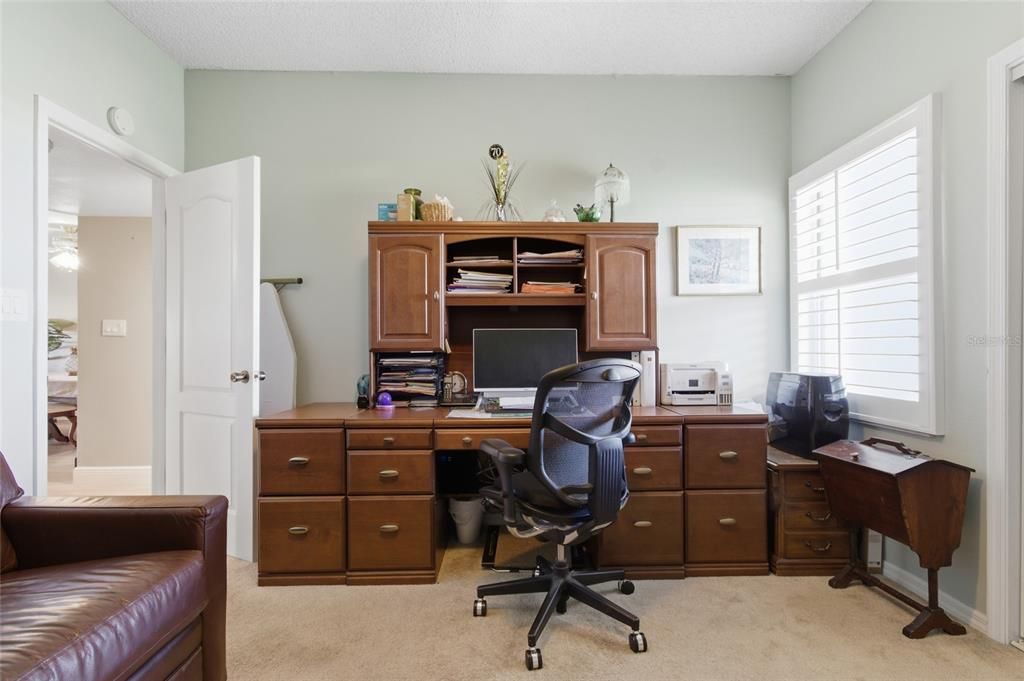 待售: $299,000 (3 贝兹, 3 浴室, 1676 平方英尺)