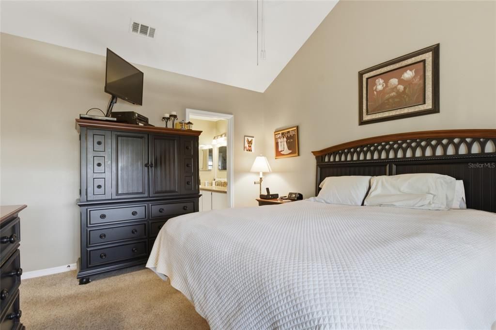 待售: $299,000 (3 贝兹, 3 浴室, 1676 平方英尺)