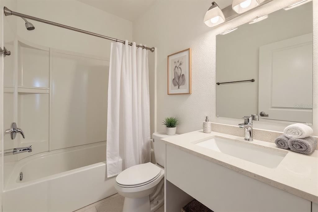 待售: $420,000 (3 贝兹, 2 浴室, 1687 平方英尺)