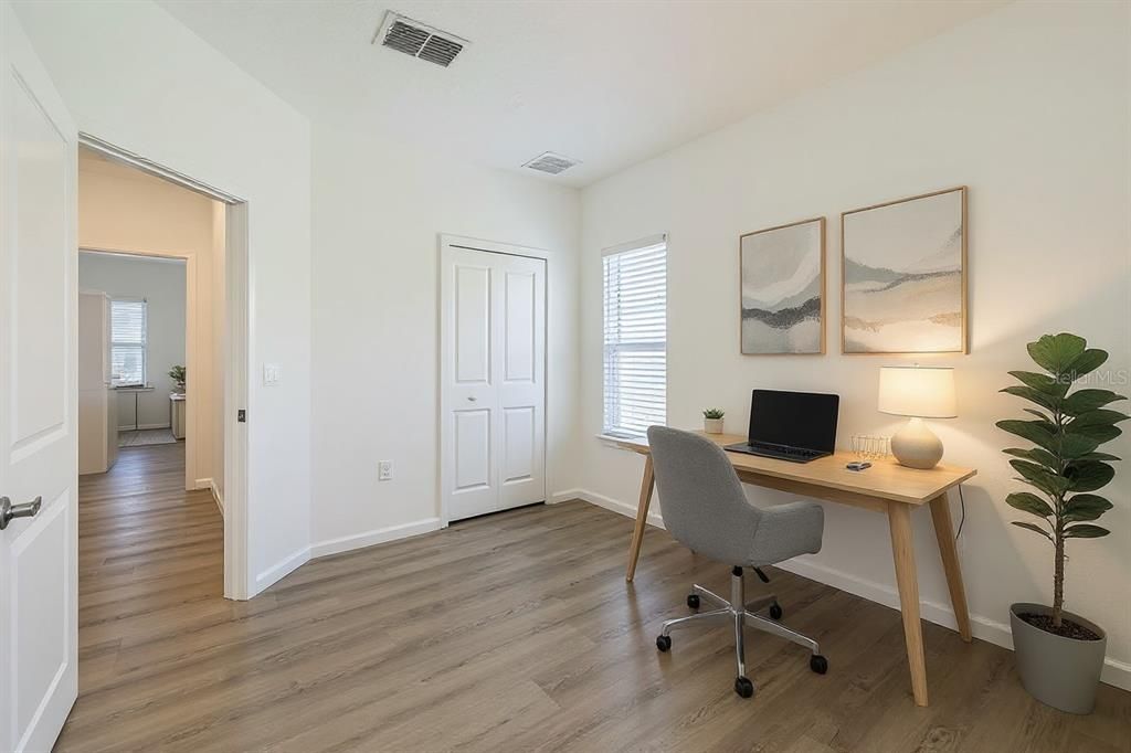 待售: $420,000 (3 贝兹, 2 浴室, 1687 平方英尺)