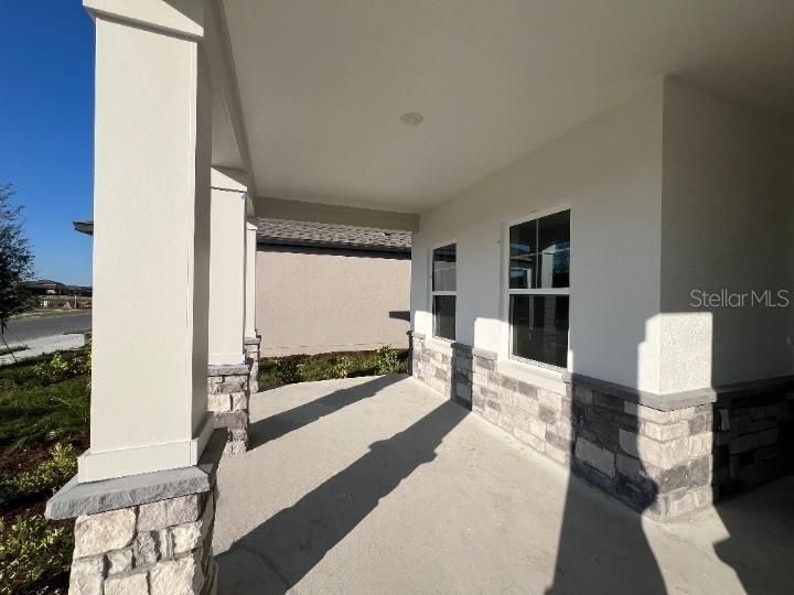 Active With Contract: $399,990 (4 beds, 2 baths, 1903 Square Feet)