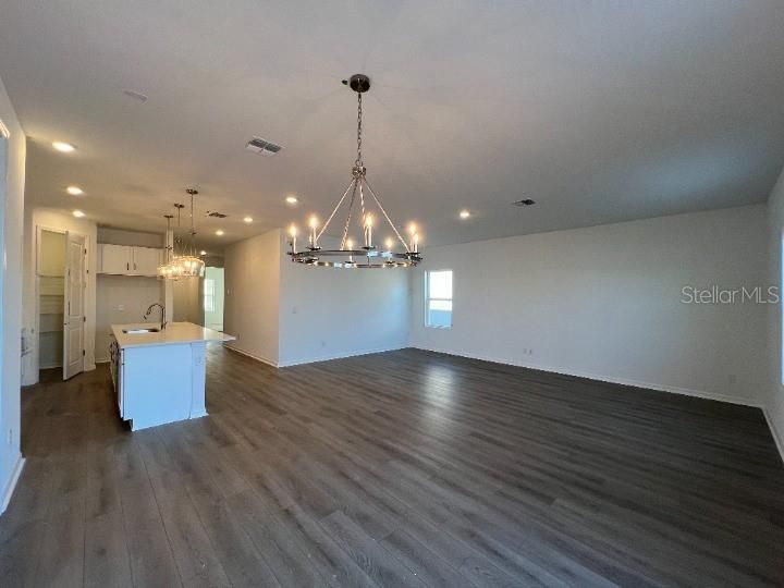 Active With Contract: $399,990 (4 beds, 2 baths, 1903 Square Feet)