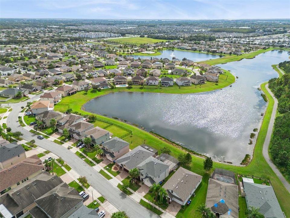 待售: $530,000 (4 贝兹, 3 浴室, 2645 平方英尺)