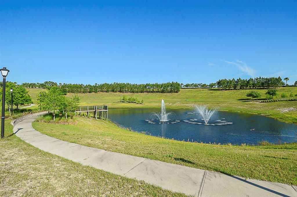 For Sale: $538,899 (3 beds, 3 baths, 2615 Square Feet)