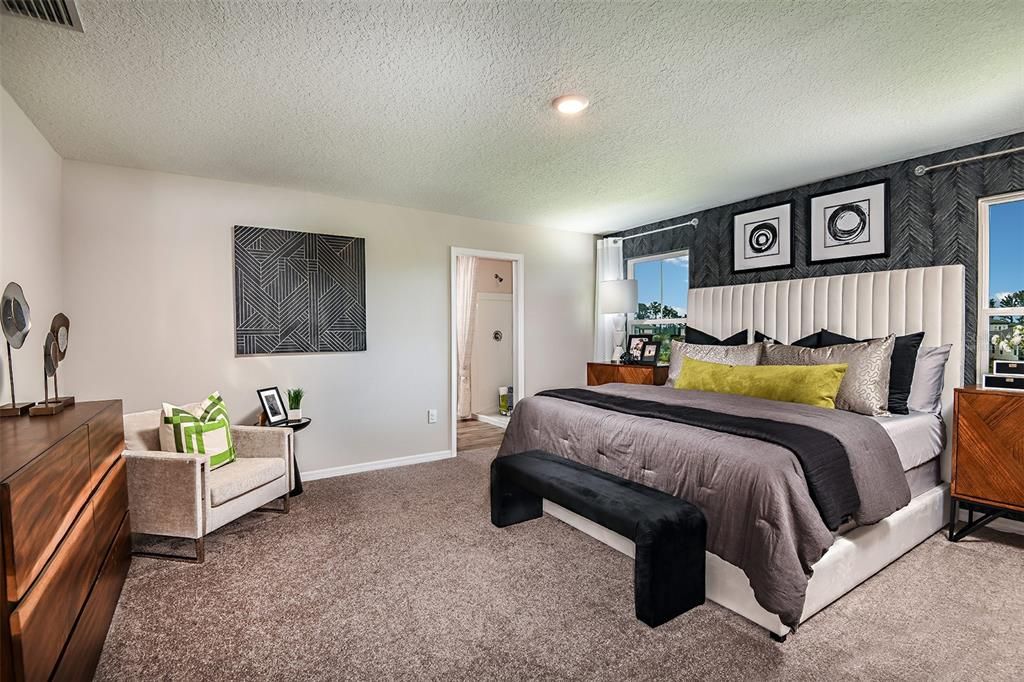 Active With Contract: $394,999 (5 beds, 3 baths, 2892 Square Feet)