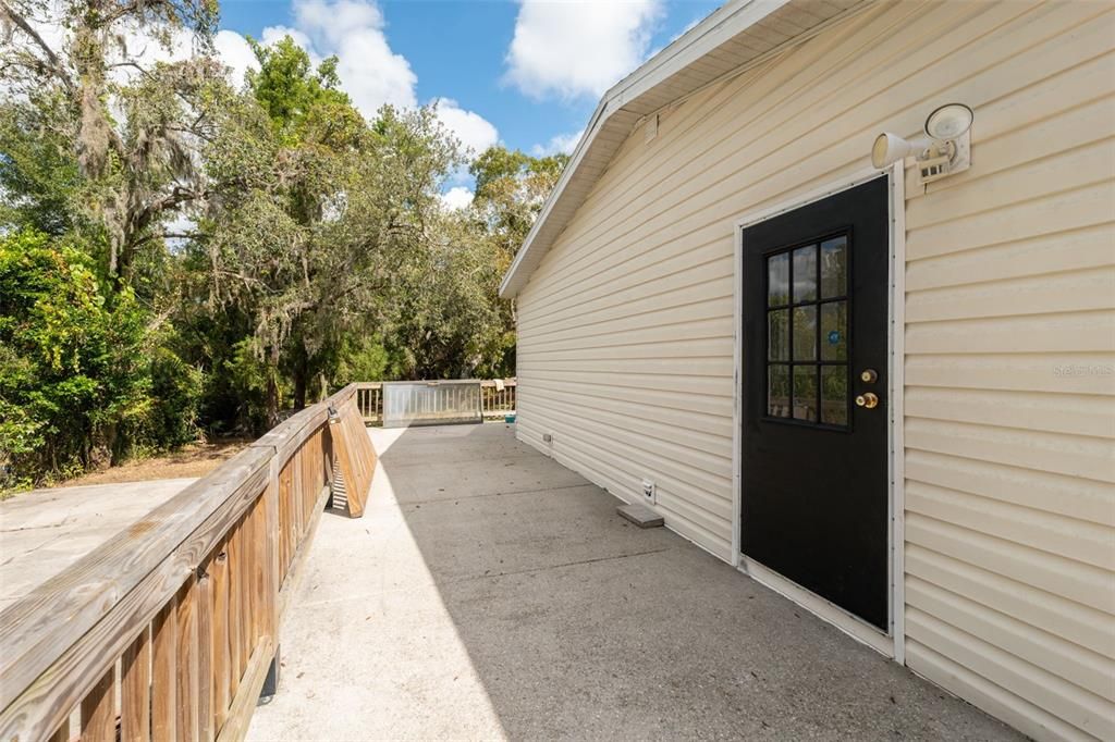 待售: $229,900 (3 贝兹, 2 浴室, 1296 平方英尺)