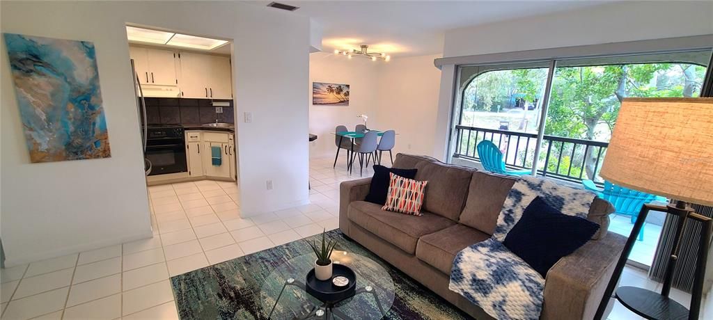 En Venta: $194,999 (1 camas, 1 baños, 700 Pies cuadrados)