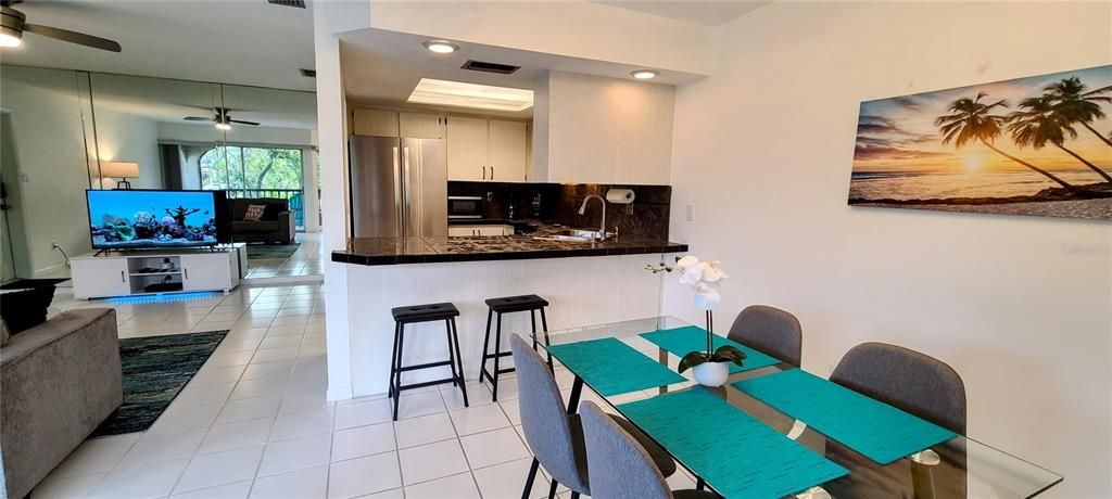 En Venta: $194,999 (1 camas, 1 baños, 700 Pies cuadrados)