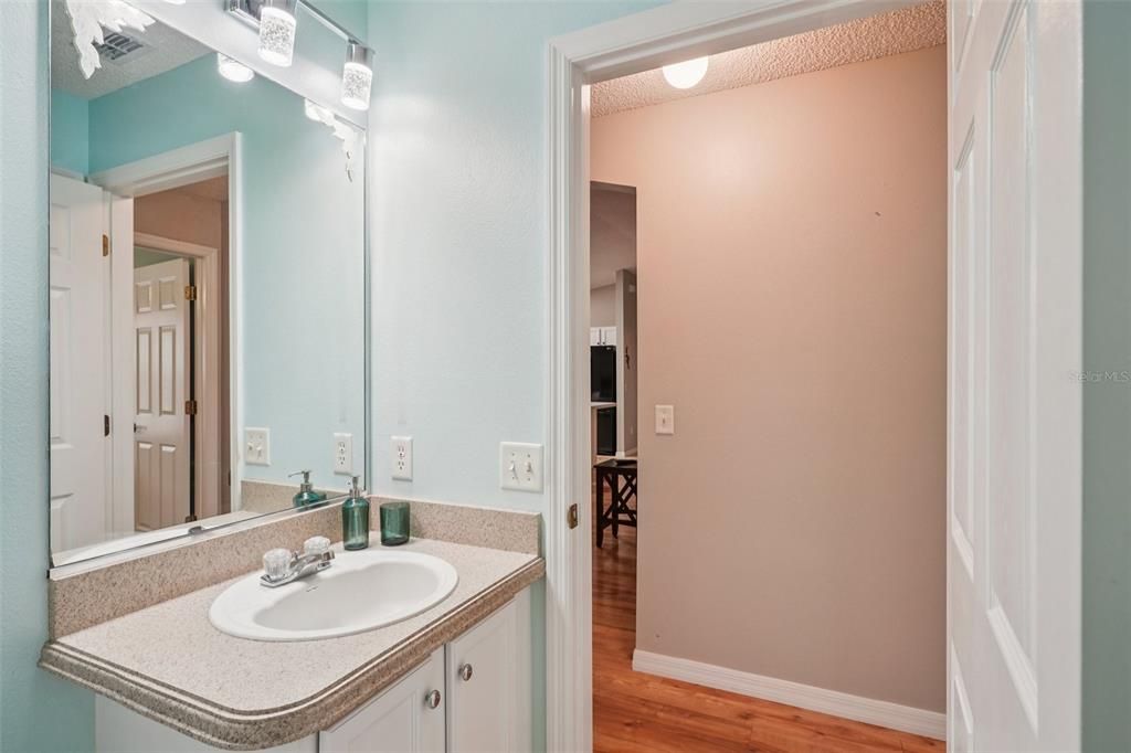 Active With Contract: $310,000 (3 beds, 2 baths, 1527 Square Feet)