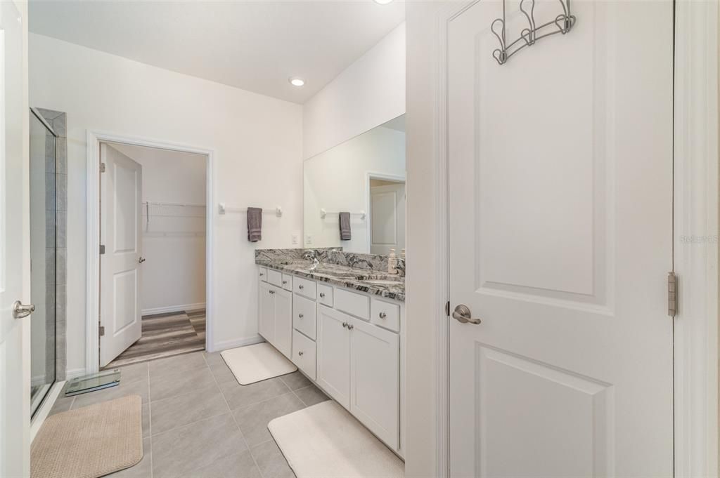 For Sale: $415,000 (3 beds, 2 baths, 1810 Square Feet)