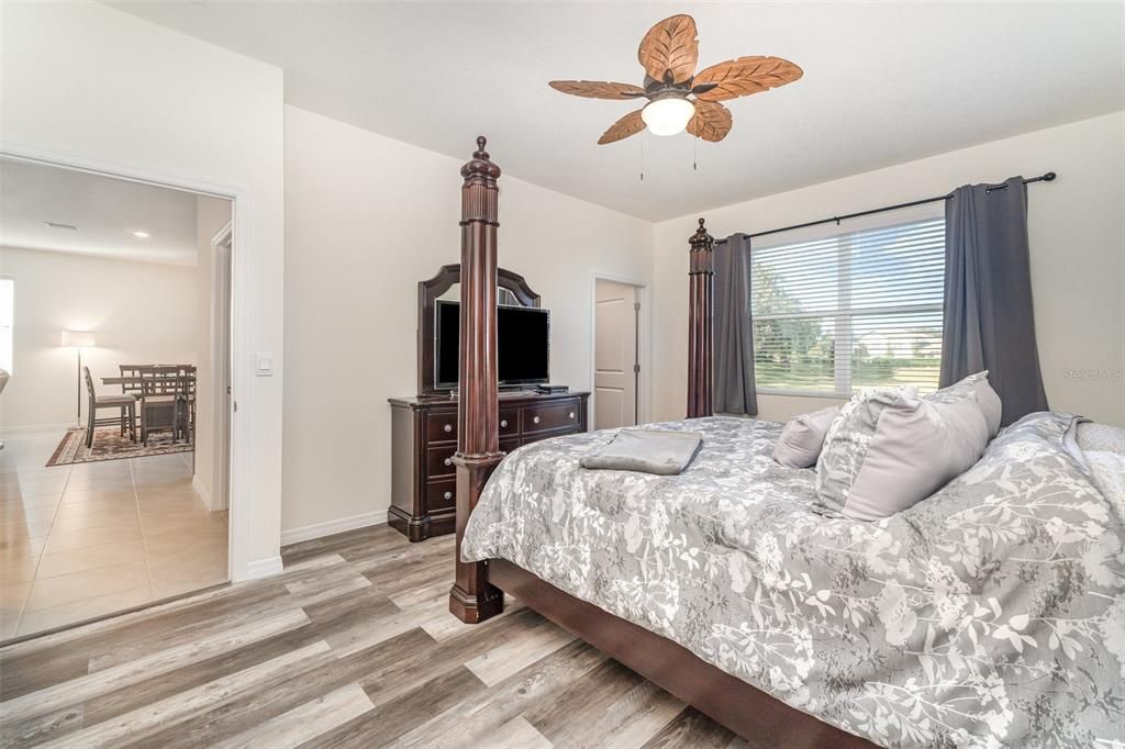 For Sale: $415,000 (3 beds, 2 baths, 1810 Square Feet)