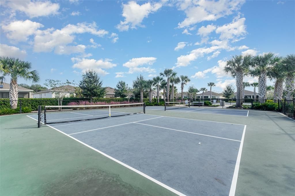 For Sale: $415,000 (3 beds, 2 baths, 1810 Square Feet)