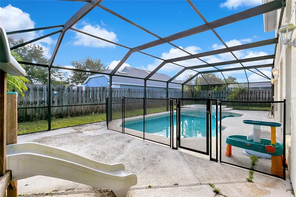 For Sale: $495,000 (4 beds, 2 baths, 2119 Square Feet)