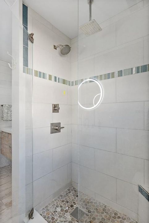 For Sale: $699,000 (2 beds, 2 baths, 1292 Square Feet)