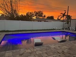 For Sale: $699,000 (2 beds, 2 baths, 1292 Square Feet)