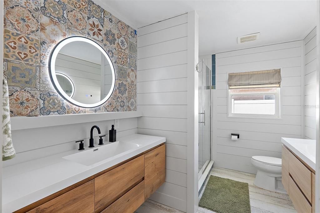 For Sale: $699,000 (2 beds, 2 baths, 1292 Square Feet)