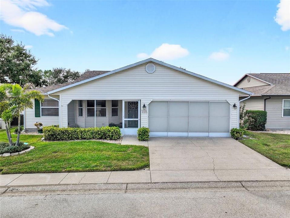 For Sale: $295,000 (2 beds, 2 baths, 1657 Square Feet)