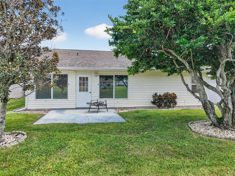 For Sale: $295,000 (2 beds, 2 baths, 1657 Square Feet)