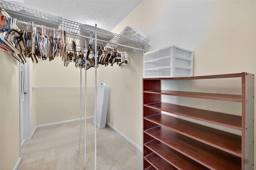 For Sale: $295,000 (2 beds, 2 baths, 1657 Square Feet)