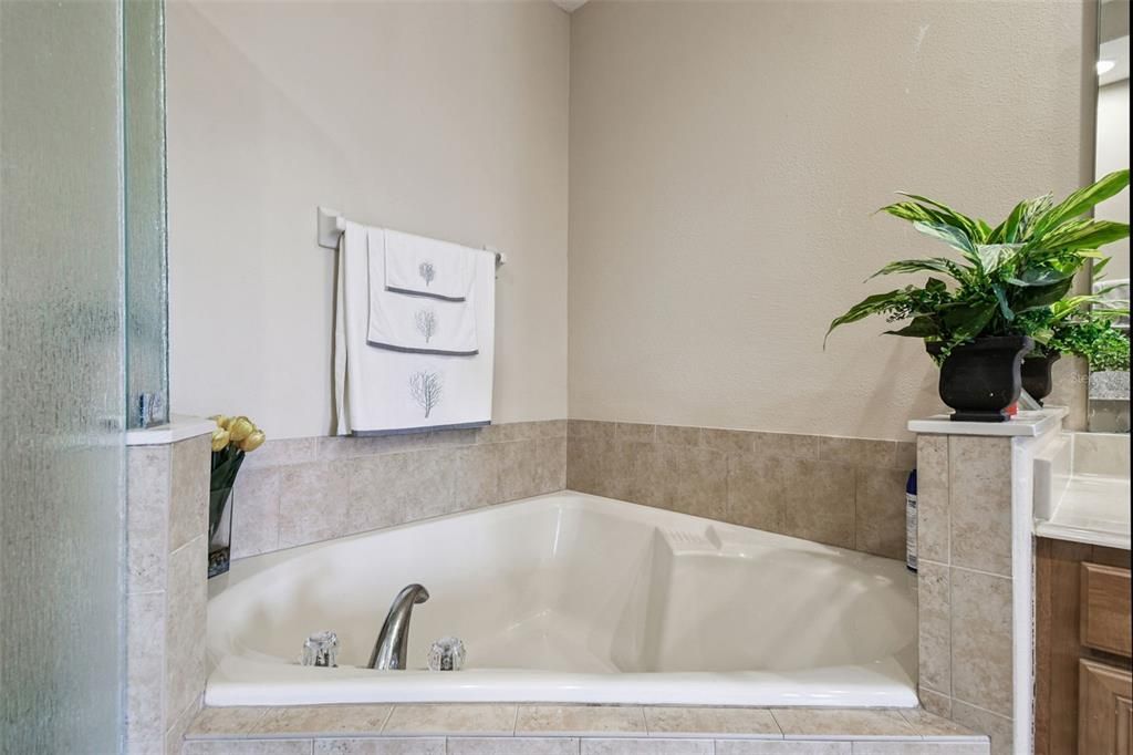 En Venta: $355,000 (3 camas, 2 baños, 1827 Pies cuadrados)