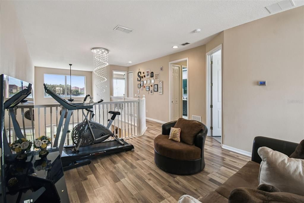 En Venta: $355,000 (3 camas, 2 baños, 1827 Pies cuadrados)