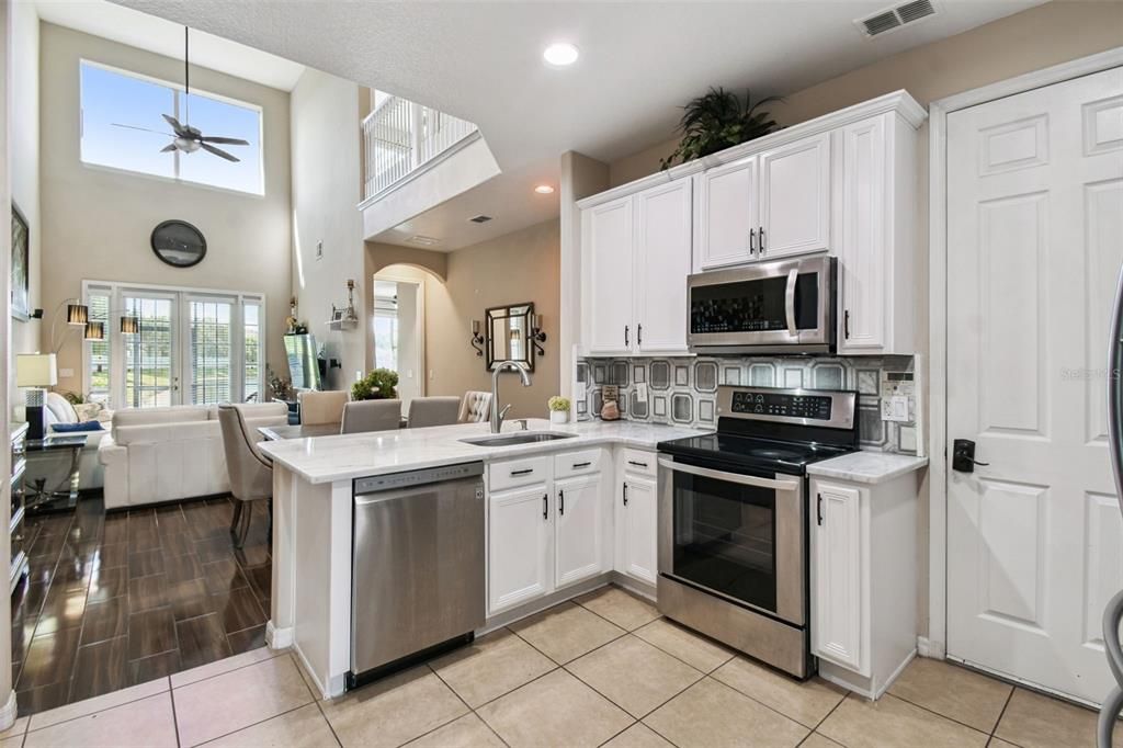 En Venta: $355,000 (3 camas, 2 baños, 1827 Pies cuadrados)