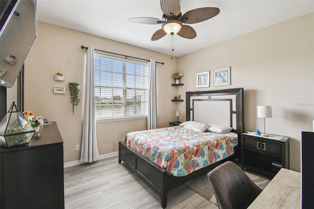 En Venta: $355,000 (3 camas, 2 baños, 1827 Pies cuadrados)