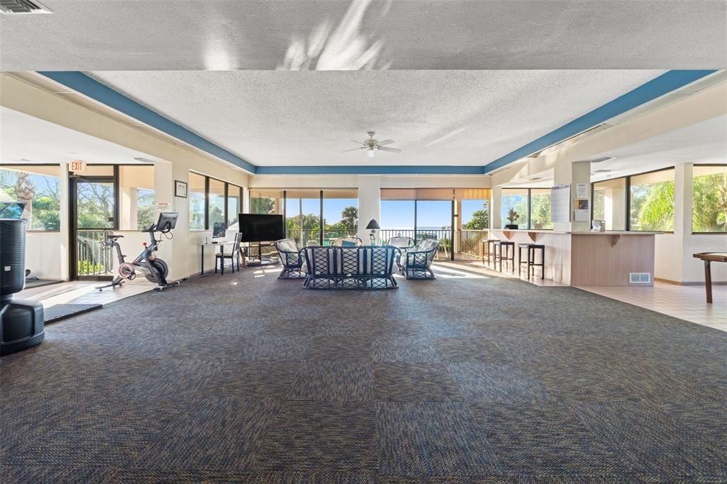 For Sale: $269,900 (2 beds, 2 baths, 1115 Square Feet)