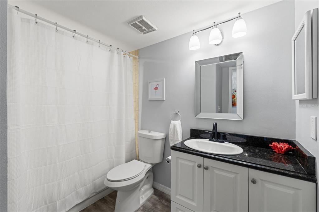 For Sale: $269,900 (2 beds, 2 baths, 1115 Square Feet)