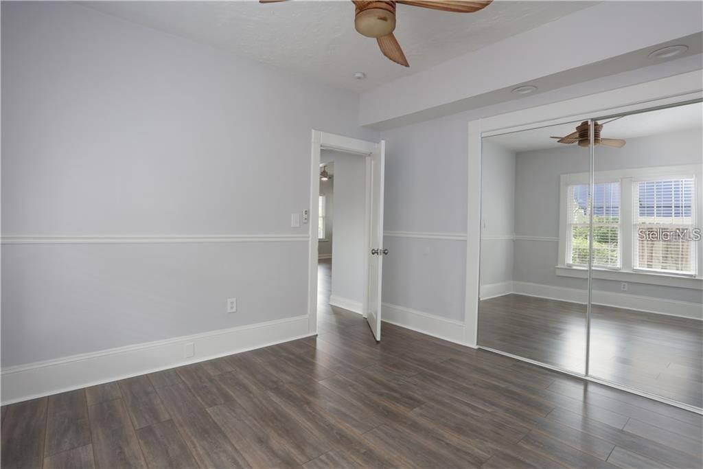 For Rent: $2,350 (2 beds, 2 baths, 1296 Square Feet)