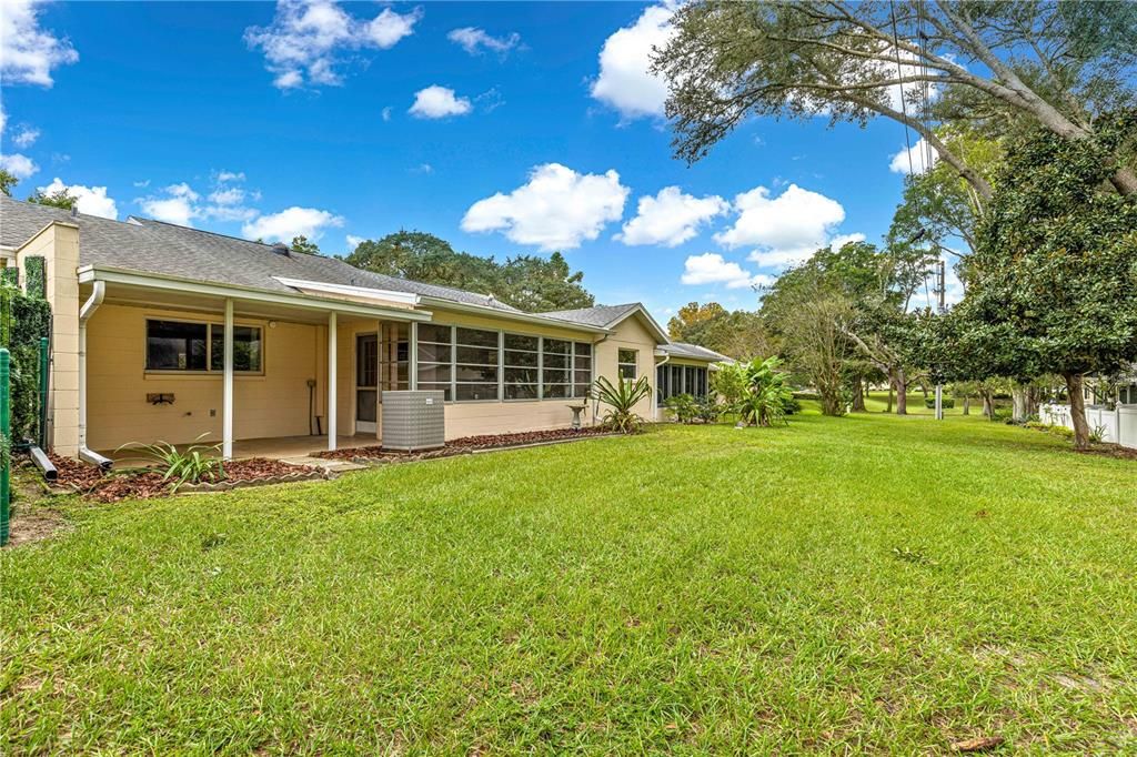 出租: $1,750 (2 贝兹, 2 浴室, 1589 平方英尺)