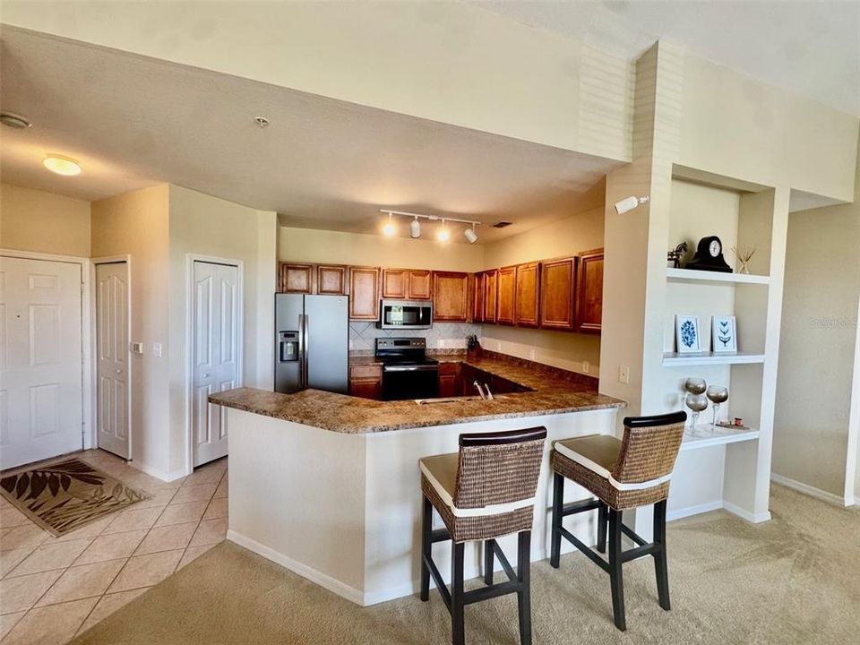 For Sale: $350,000 (3 beds, 2 baths, 1389 Square Feet)