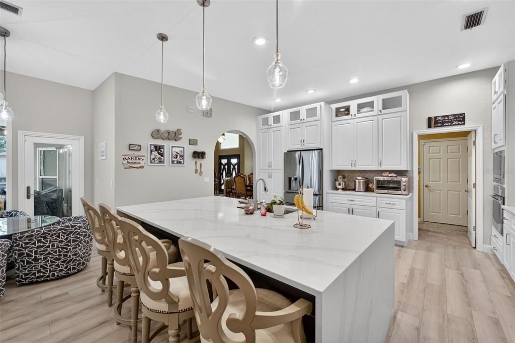 待售: $900,000 (4 贝兹, 3 浴室, 3764 平方英尺)