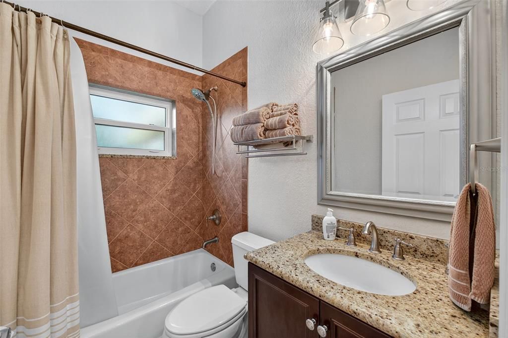 待售: $900,000 (4 贝兹, 3 浴室, 3764 平方英尺)