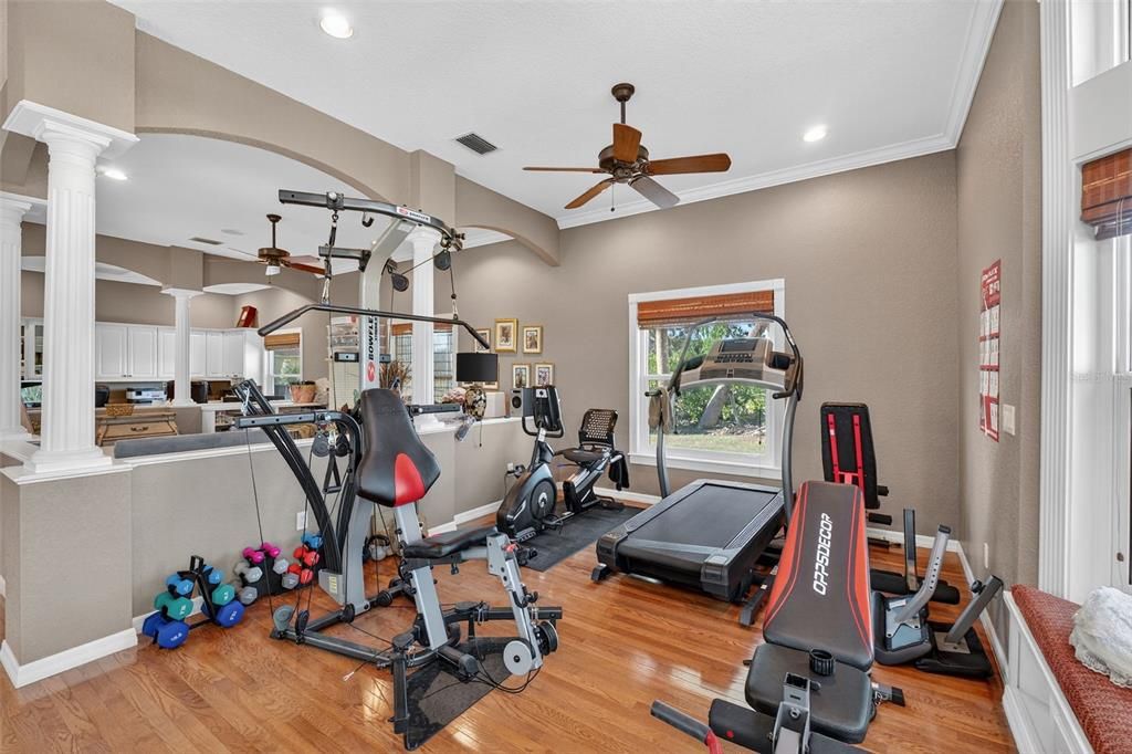 待售: $900,000 (4 贝兹, 3 浴室, 3764 平方英尺)