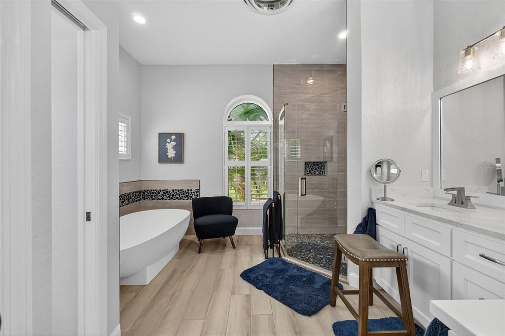 待售: $900,000 (4 贝兹, 3 浴室, 3764 平方英尺)