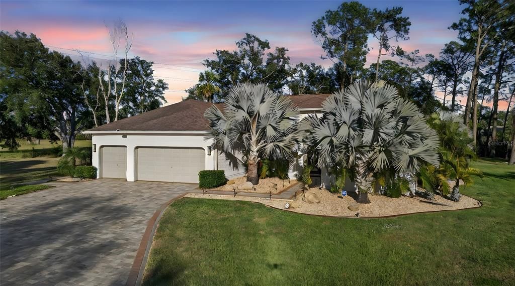 待售: $900,000 (4 贝兹, 3 浴室, 3764 平方英尺)