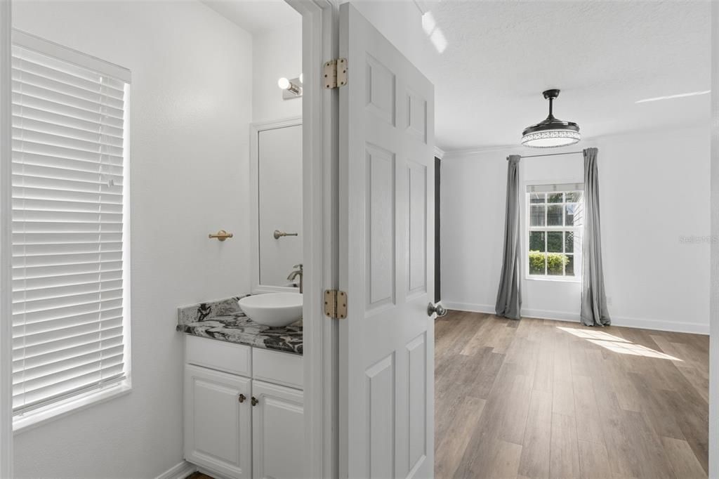 For Sale: $698,000 (3 beds, 2 baths, 1644 Square Feet)