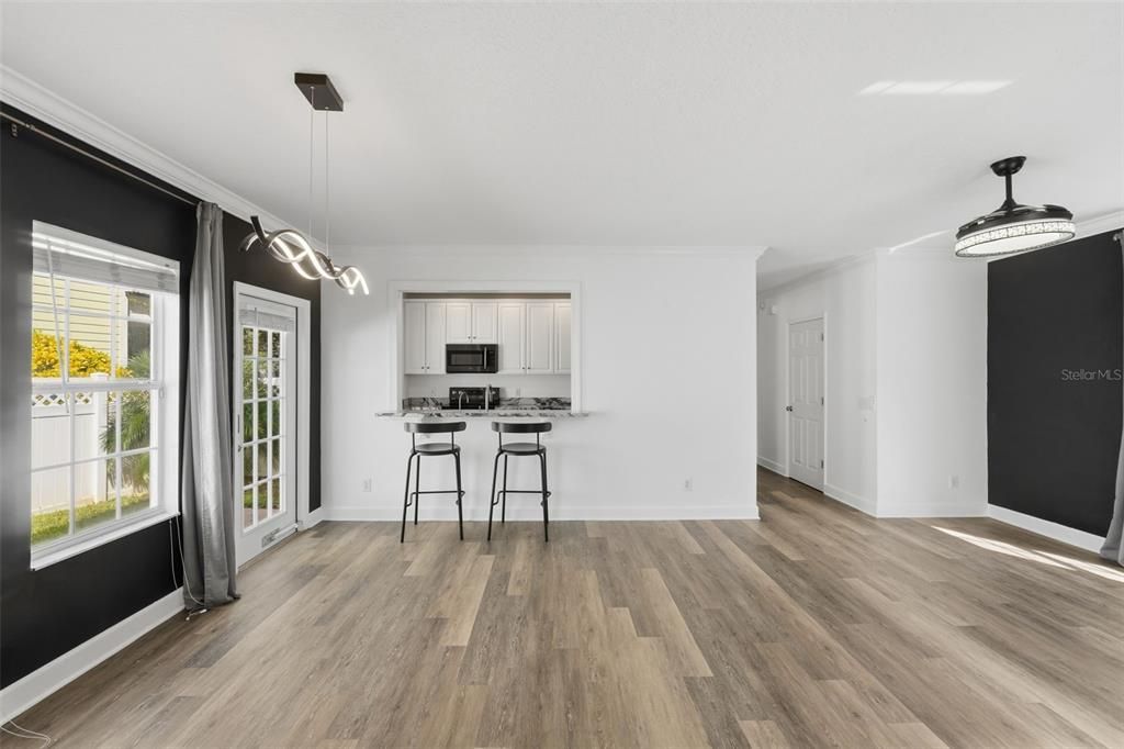 For Sale: $698,000 (3 beds, 2 baths, 1644 Square Feet)