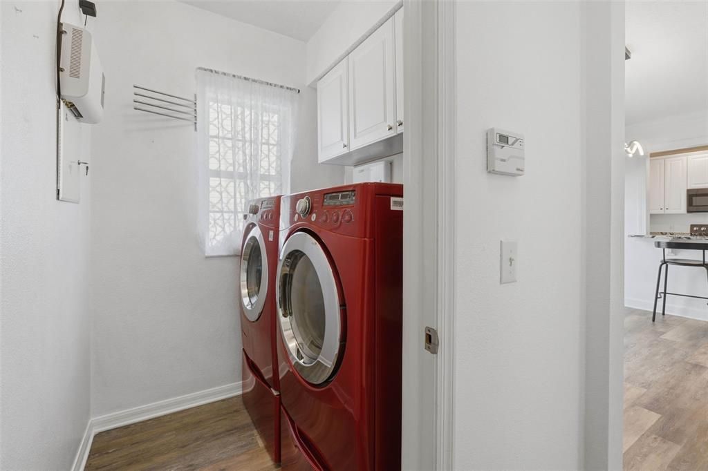 For Sale: $698,000 (3 beds, 2 baths, 1644 Square Feet)