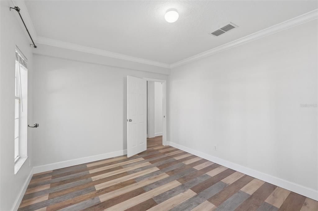 For Sale: $698,000 (3 beds, 2 baths, 1644 Square Feet)