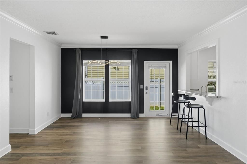 For Sale: $698,000 (3 beds, 2 baths, 1644 Square Feet)