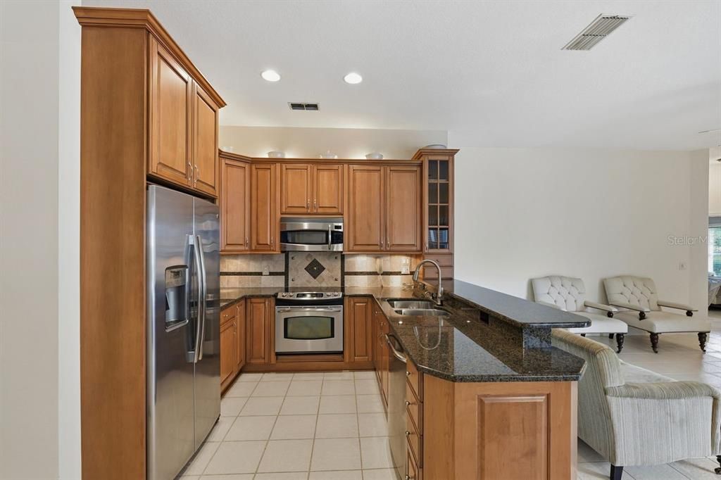 For Sale: $695,000 (4 beds, 3 baths, 2510 Square Feet)