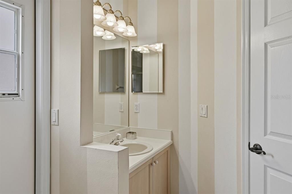 For Sale: $695,000 (4 beds, 3 baths, 2510 Square Feet)