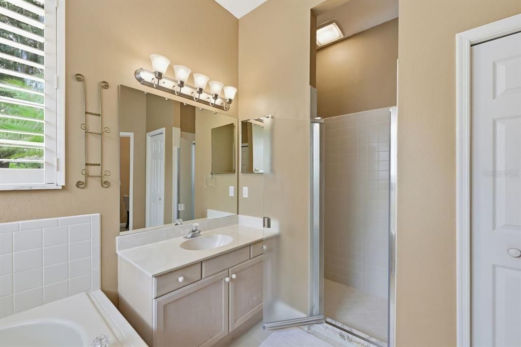 For Sale: $695,000 (4 beds, 3 baths, 2510 Square Feet)