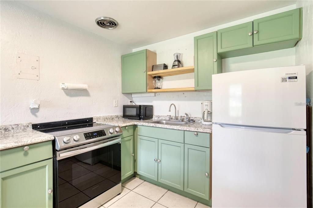 For Sale: $239,000 (0 beds, 0 baths, 1120 Square Feet)