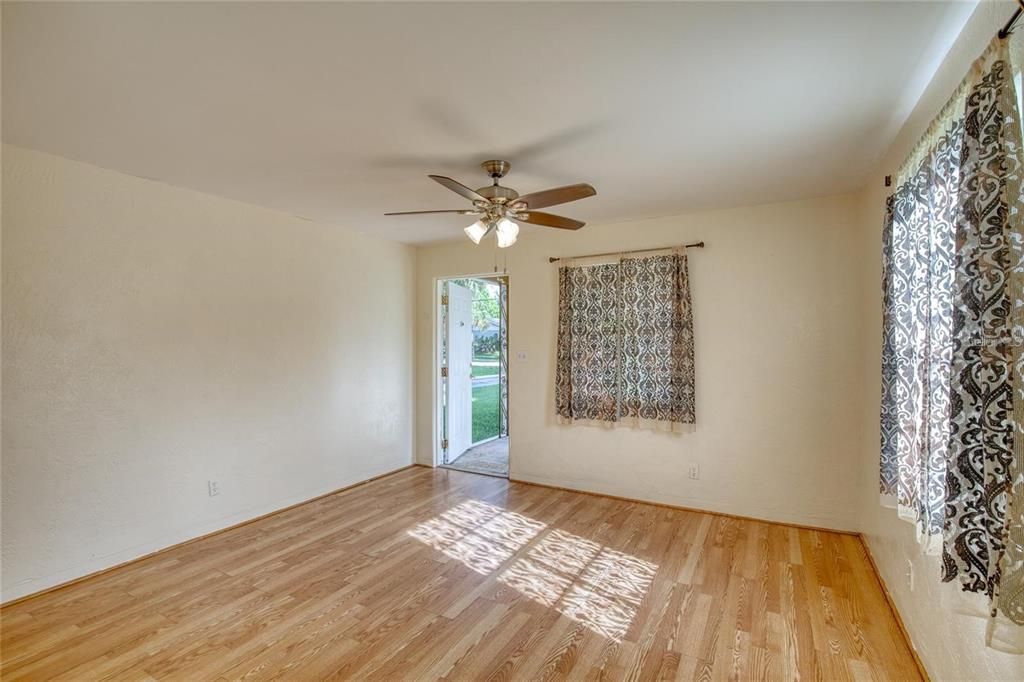 For Sale: $239,000 (0 beds, 0 baths, 1120 Square Feet)